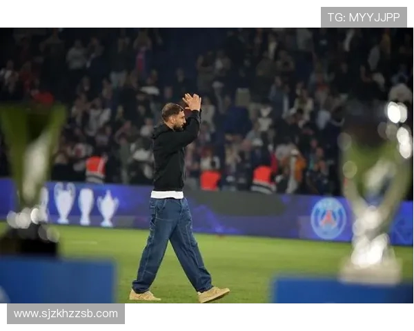 罗马诺曝费内巴切1200万欧报价曼城埃德森 曼城欲要更高转会费 罗马诺曝费内巴切1200万欧报价曼城埃德森 曼城欲要更高转会费