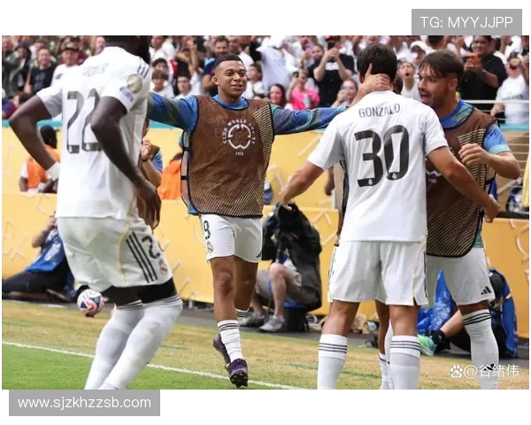 迪格雷戈里奥渴望穿上父亲最爱的16号球衣 麦肯尼爽快答应为其让位 迪格雷戈里奥渴望穿上父亲最爱的16号球衣 麦肯尼爽快答应为其让位